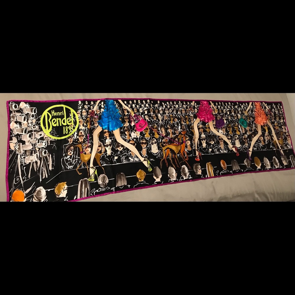 RARE❣️70x19” HENRI BENDEL 100% Silk Scarf